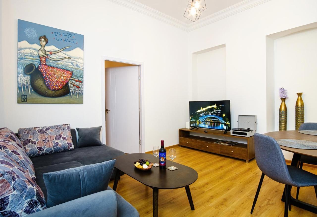 Bb Residence Sololaki Тбилиси Екстериор снимка